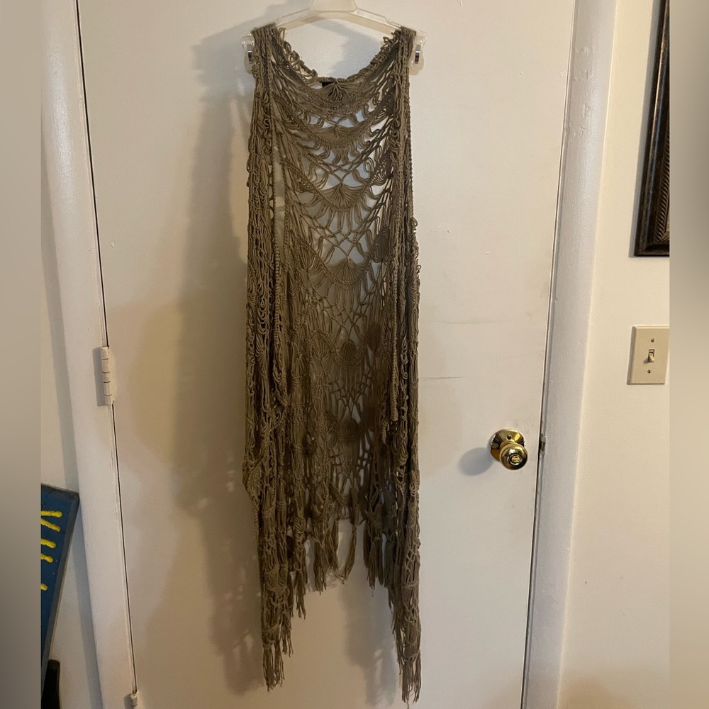 Wet Seal Crochet sleeveless Cardigan